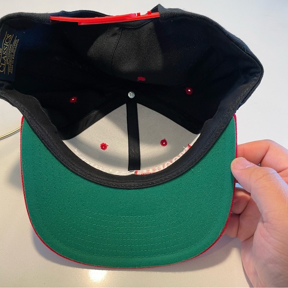 YUPOONG - “Maarte Studios” SnapBack Hat, Black and Red - Picture 3 of 7
